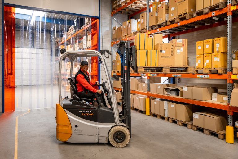 Magazijnmedewerker Alklima Mitsubishi Electric